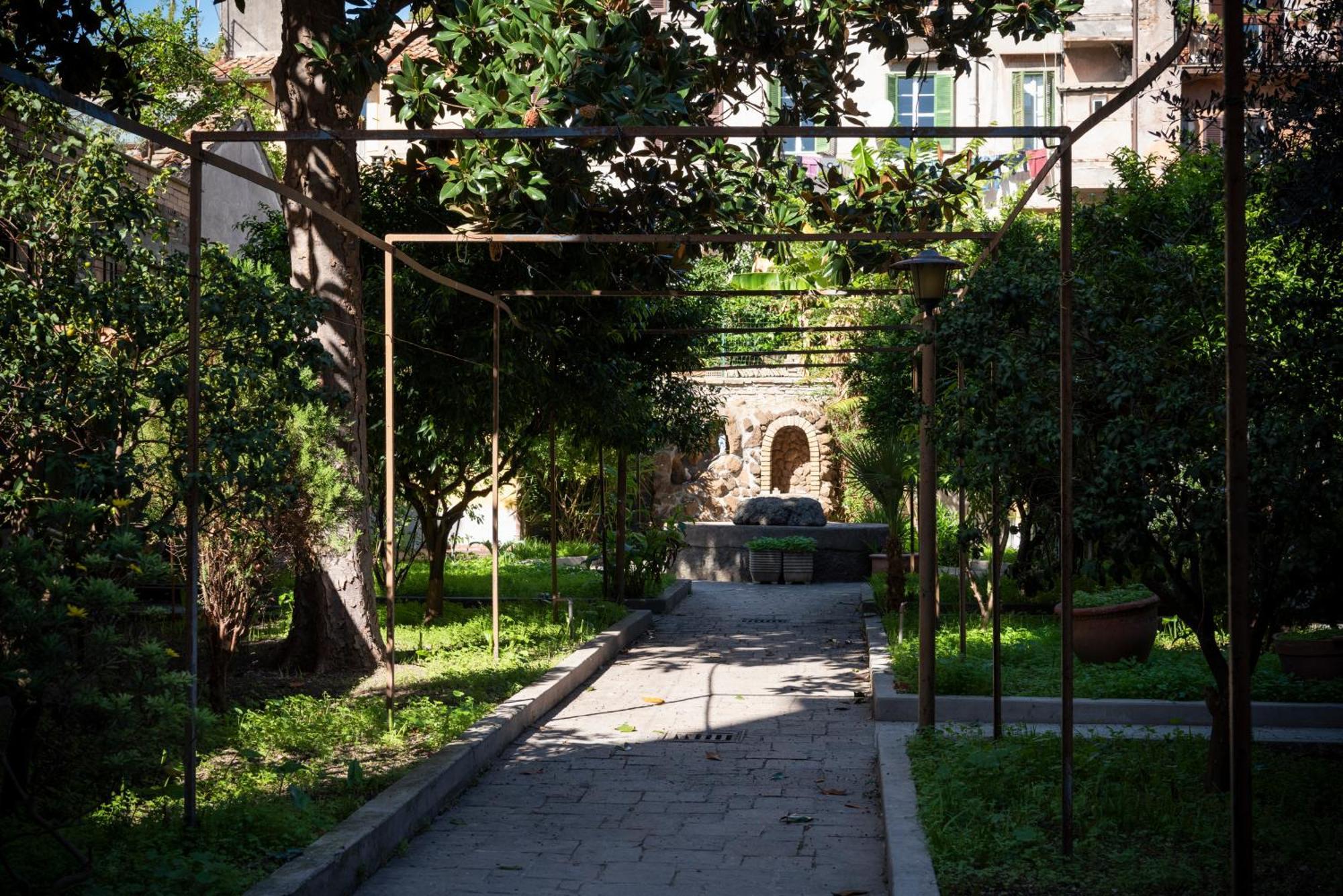 Отель Residenza Leone XIII Рим Экстерьер фото